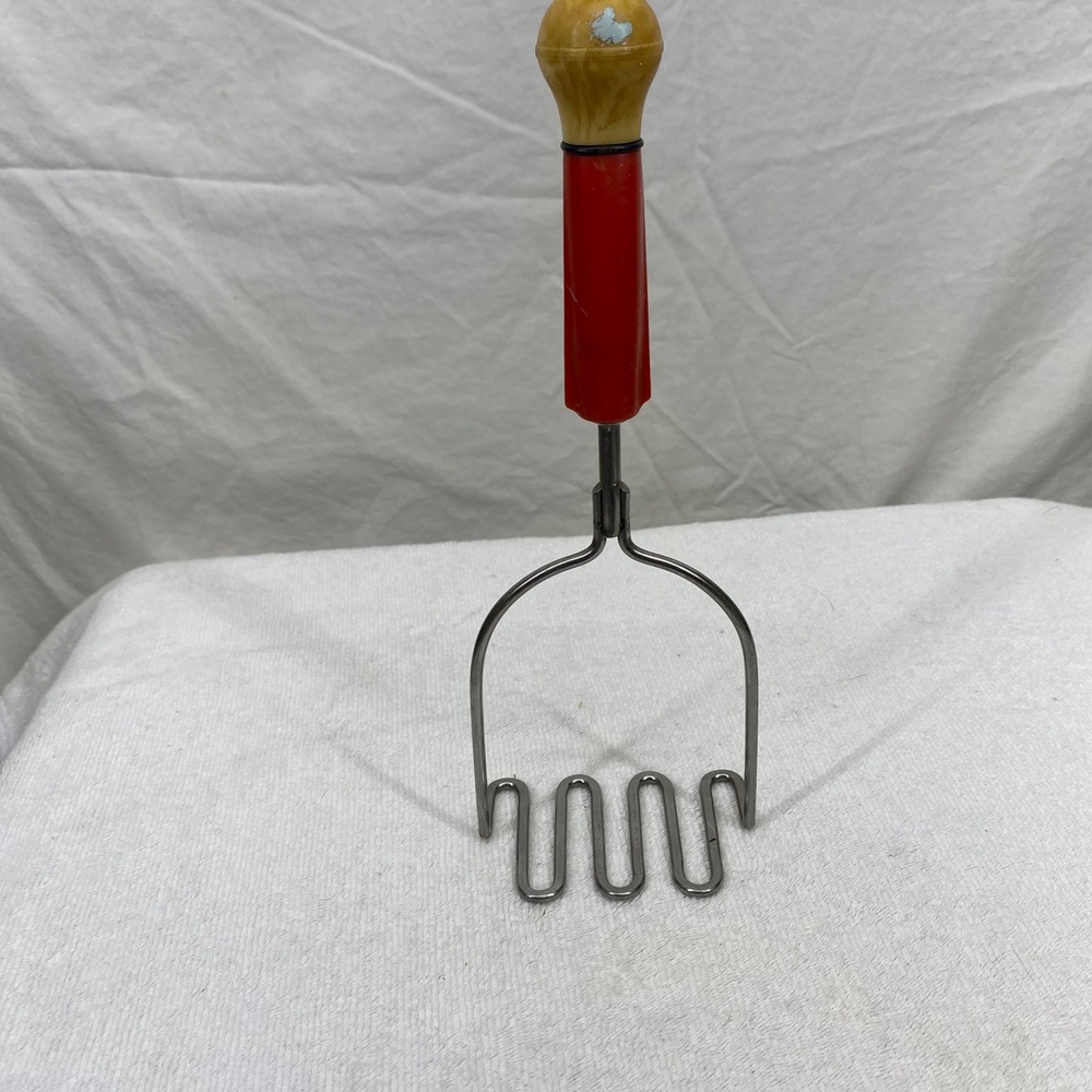 Vintage Potato Masher Red Butterscotch Marbled Handle Stainless Steel Wavy Head